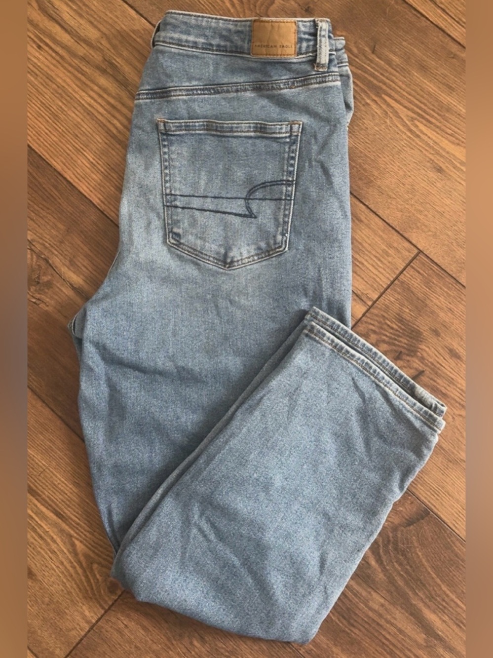 American Eagle Outfitters Stretch Mom Jean